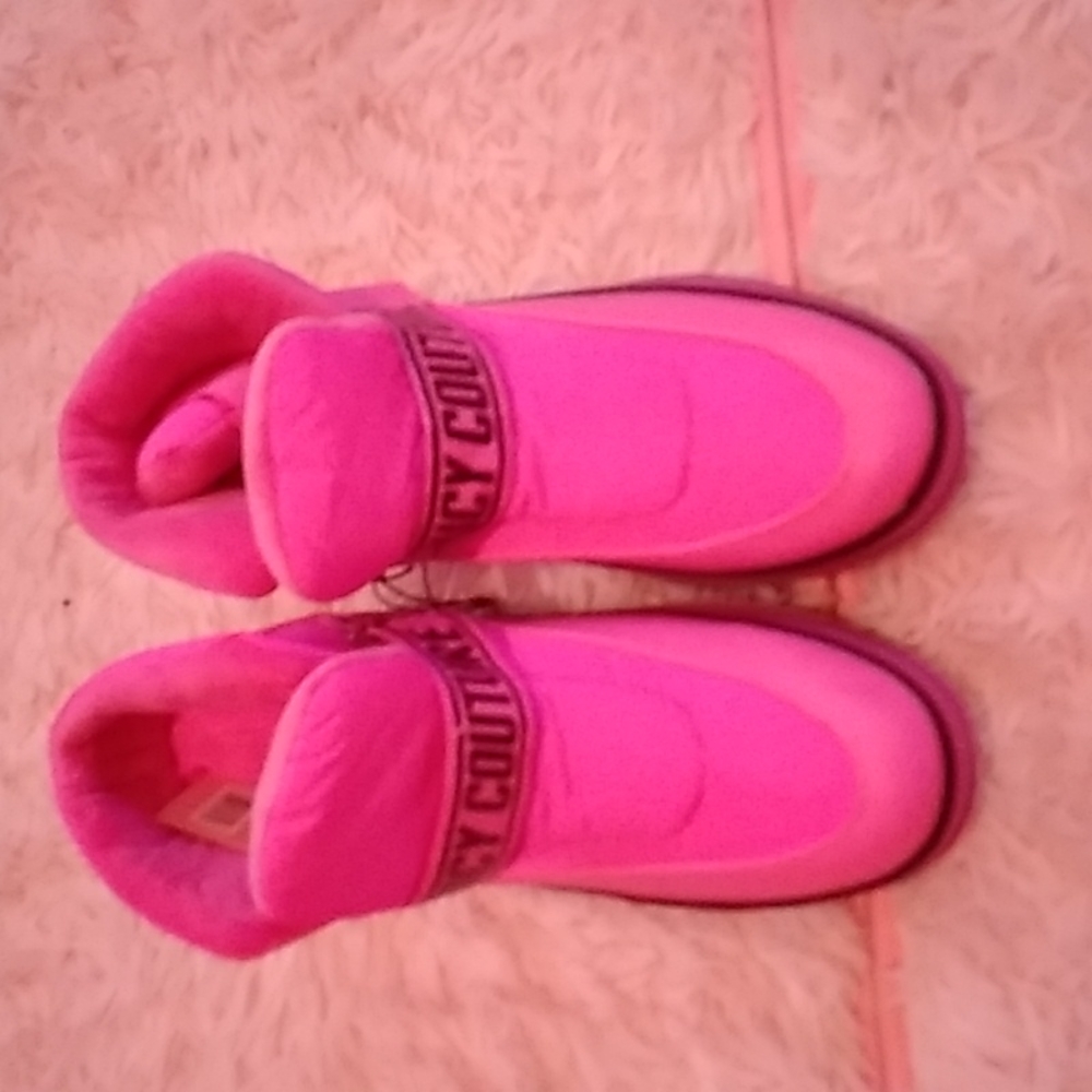 JUICY COUTURE BOOTS NWT